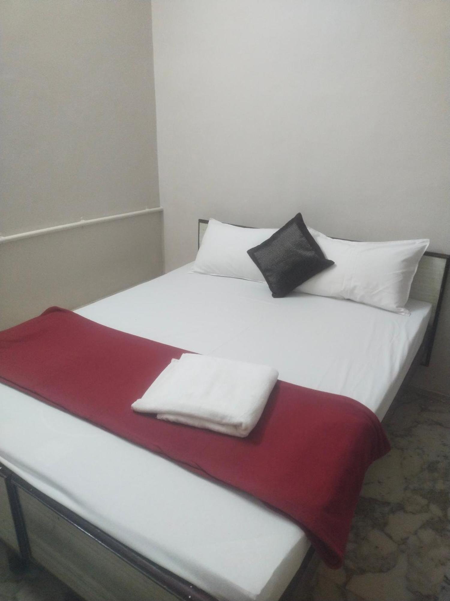 ホテル Swamy Residency ヴェールール 部屋 写真