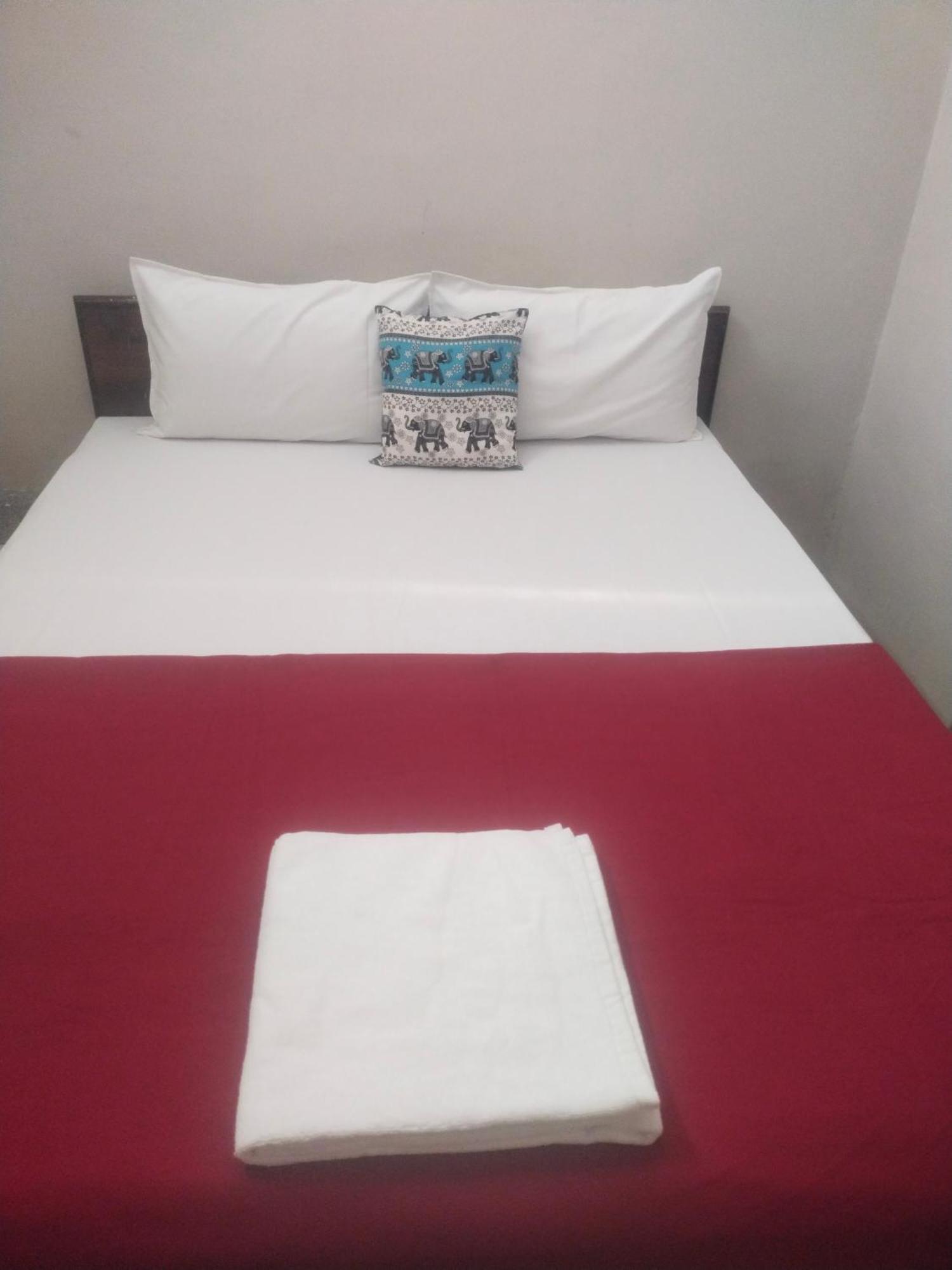 ホテル Swamy Residency ヴェールール エクステリア 写真